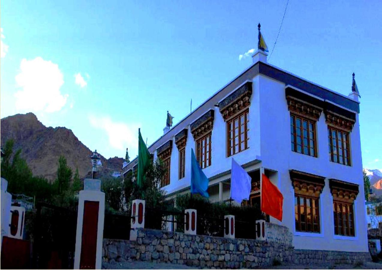 Hotel Mahay Palace Leh Luaran gambar